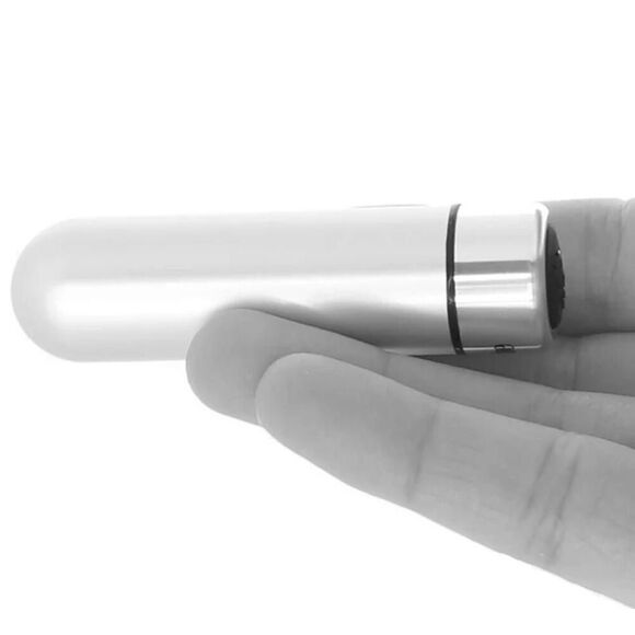 Adam & Eve's Rechargeable Silver Bullet Messager - Picture 5 of 6